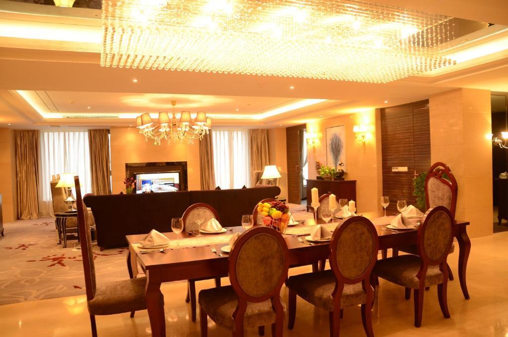 צ'נגדו House International Hotel מראה חיצוני תמונה